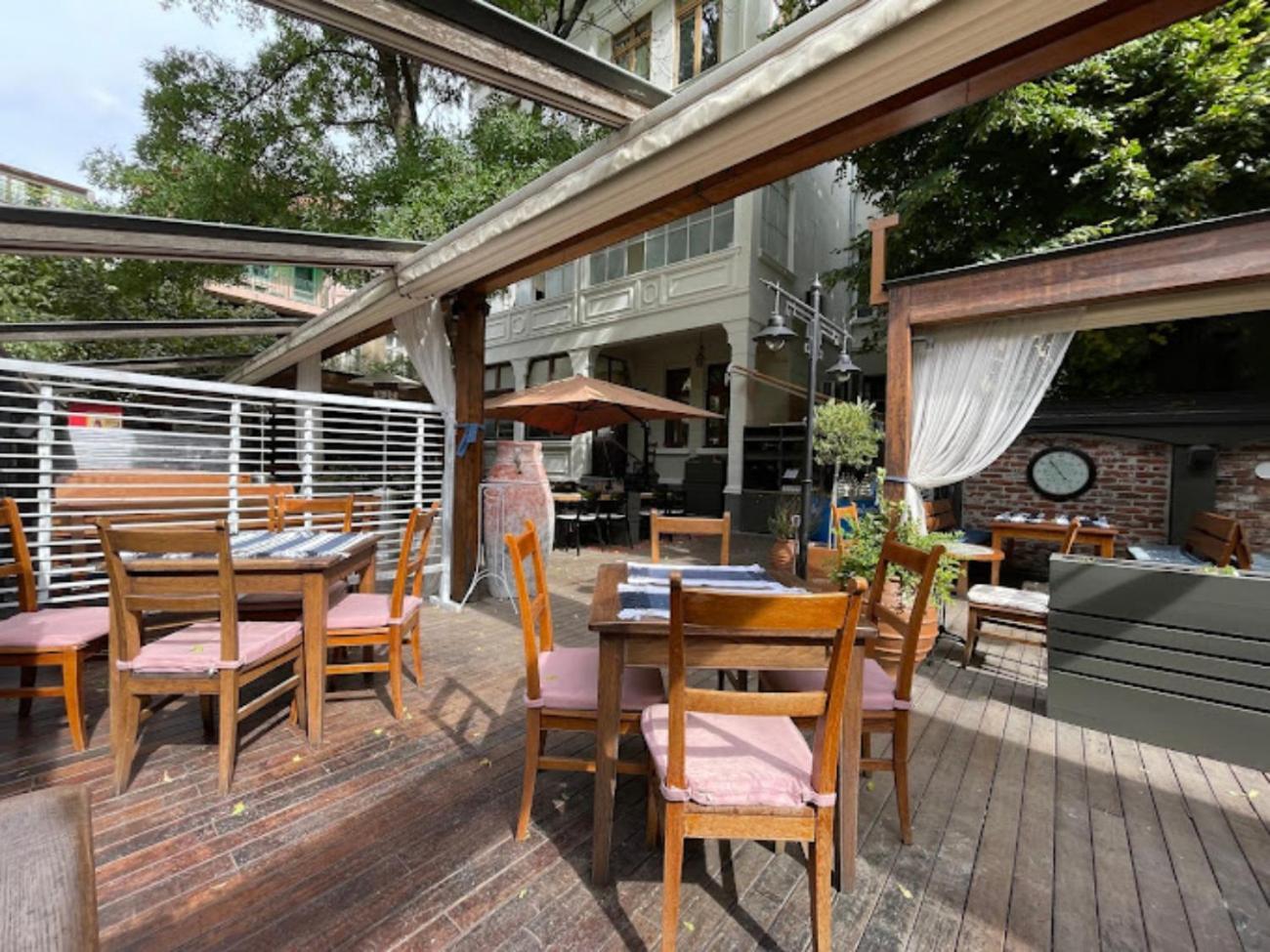 Chic 1Br With Terrace In Sofia City Center By Flat Mаnager Zewnętrze zdjęcie
