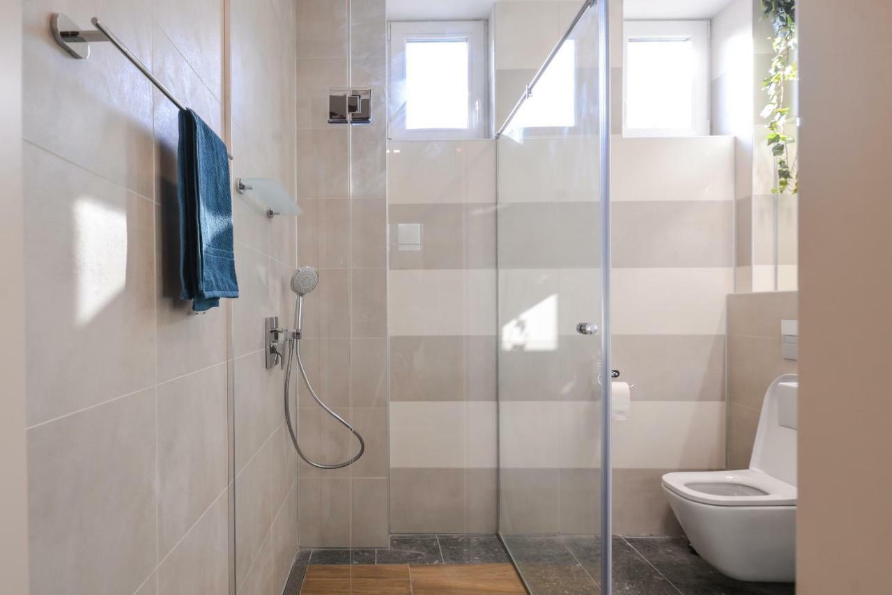 Chic 1Br With Terrace In Sofia City Center By Flat Mаnager Zewnętrze zdjęcie
